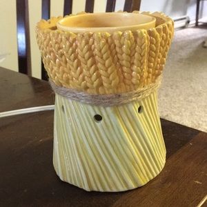 Harvest Scentsy Warmer